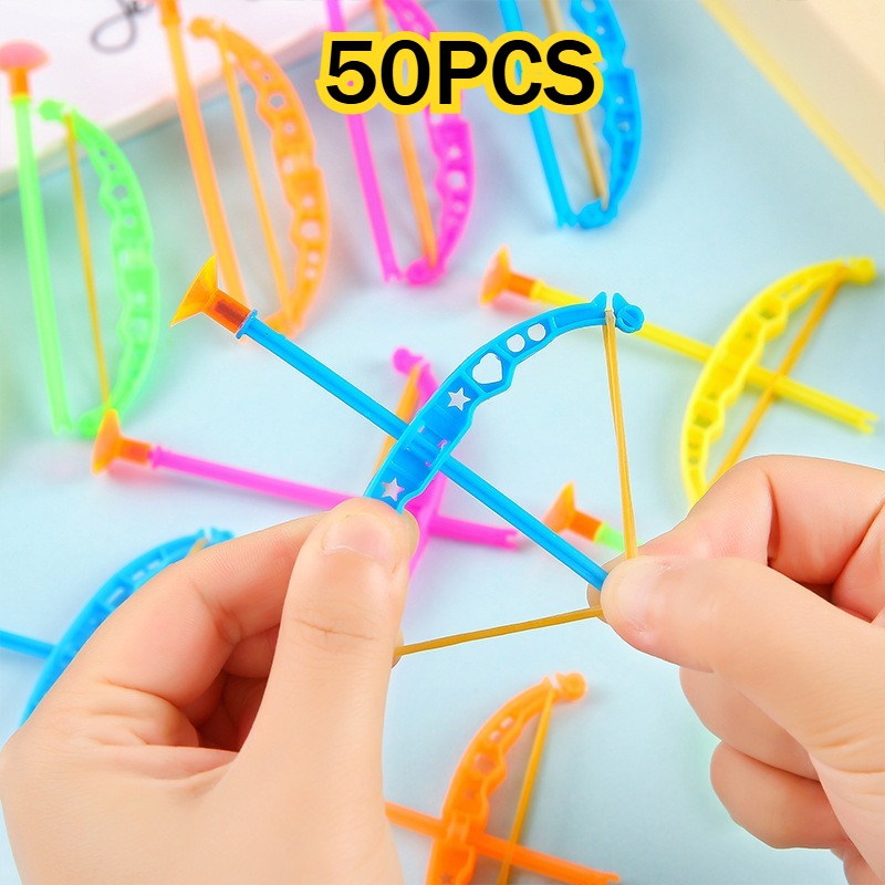 Kids Outdoor Easter Gifts - 50個のカラフルなミニプラスチック吸盤射撃矢子供用屋外おもちゃ誕生日ギフトパーティーキューピッドの矢コスチューム小道具 ﻿